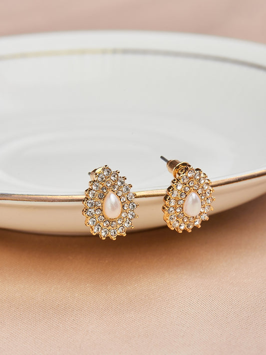 Looking for vintage earrings to match your outfits? Here's one that will fit all occasions!